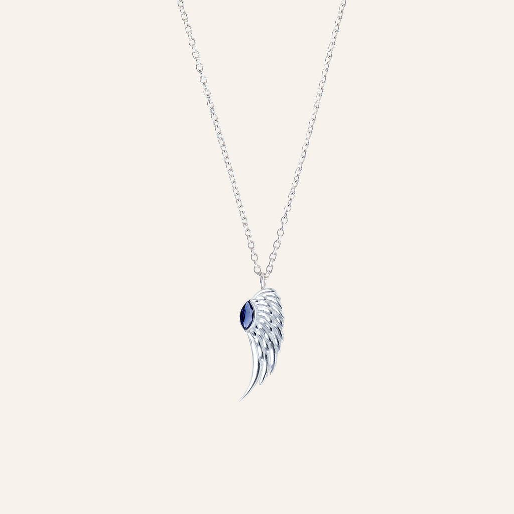 Pendente de asa cravejado com azul royal em prata 925 brilhante.